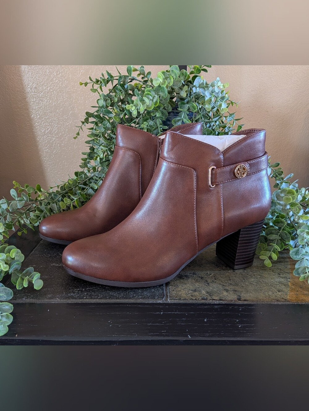 NWT! Giani Bernini Womens Padded Heels Ankle Boot | Mocha Smooth | 12M